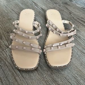 A New Day size 8.5 slide on sandals